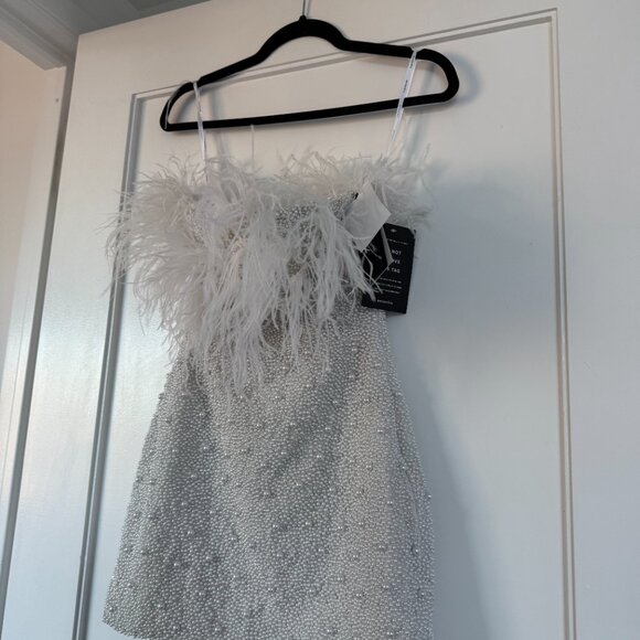 NWT Retrofete Ronit Pearl  Mini Dress Off Shoulder Bodycon Feather Trim Sz XXS - Picture 5 of 13